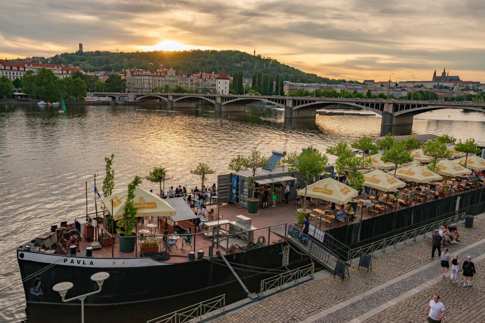 Cozy Homestay At Andel Praga Exterior foto